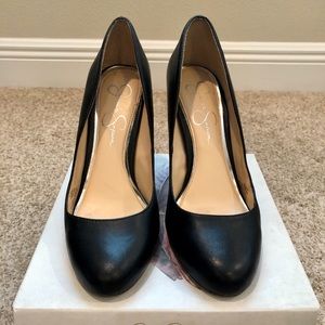 Jessica Simpson Rony Black Leather Pumps
